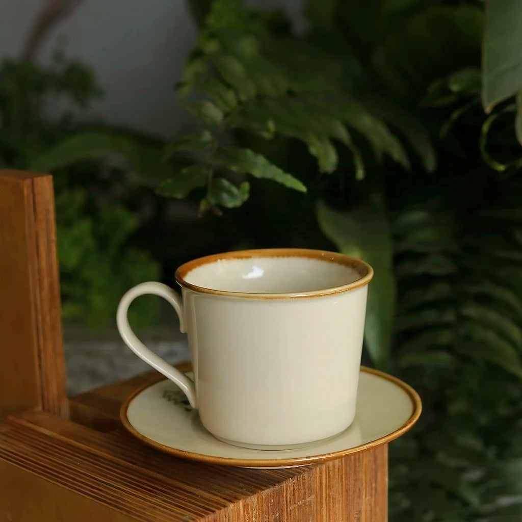 Unique coffee mug with minimalist cartoon cat illustration and cozy vibe. Cute gift idea cup set for moms, friends, or tea lovers who appreciate charming, folk-inspired illustrated mugs.