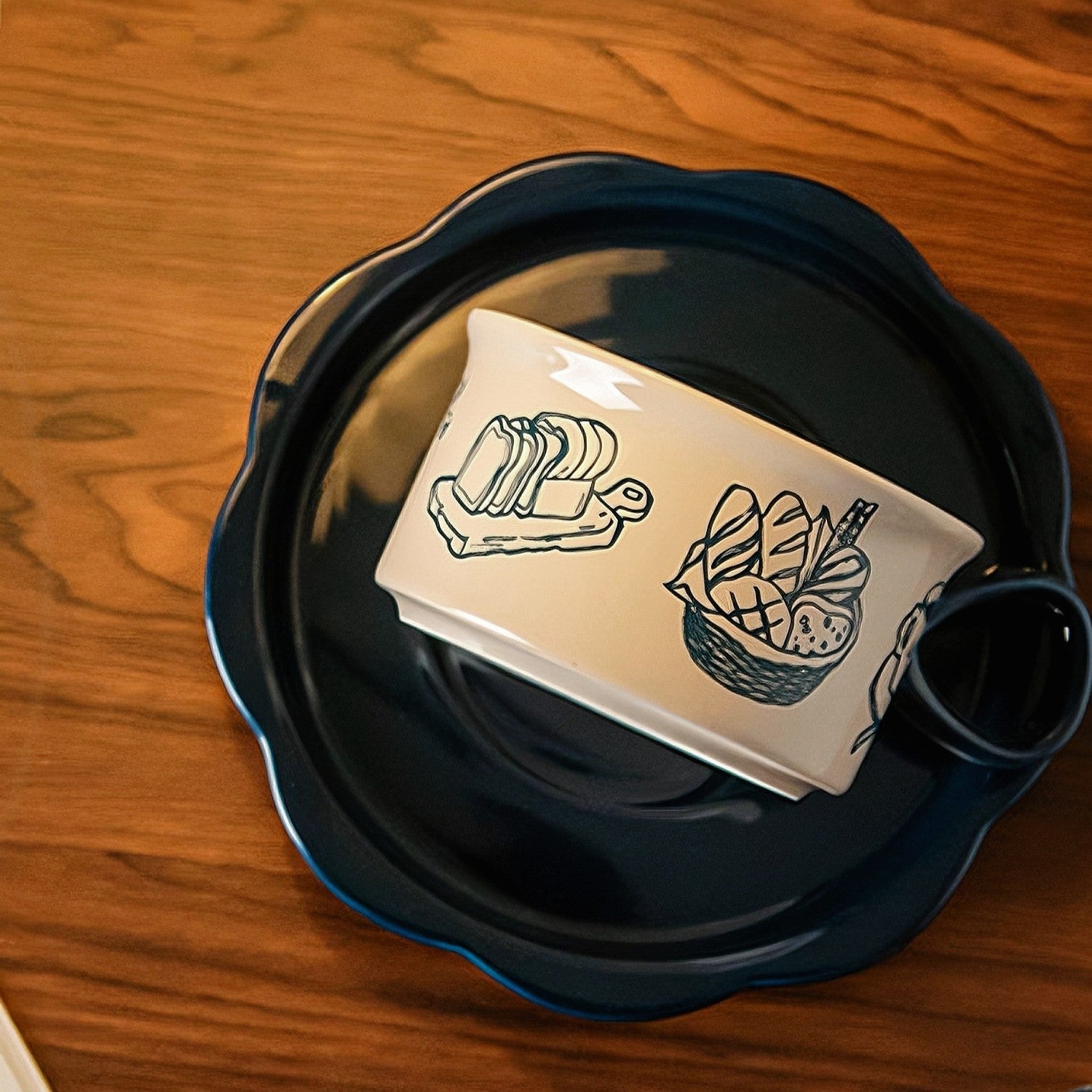 Scandinavian-style bakery mug with cozy café vibe, microwave- and dishwasher-safe. A thoughtful gift under $30 for tea or coffee lovers.