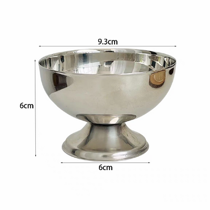 Size of the minimalist stainless steel ice cream cup, showcasing its aesthetic appeal and silver finish.