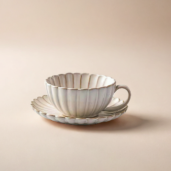 Suitable for serving both hot tea and iced beverages, with a matching saucer. perfect for minimalist and Scandinavian styles