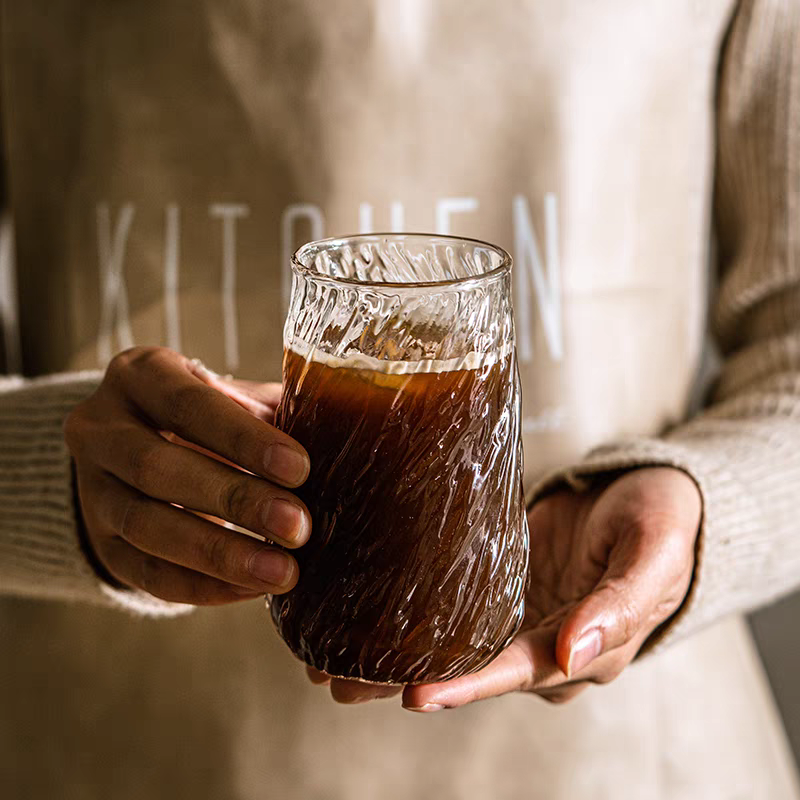 Rippled Textured Glass Cup for Elegant Drinks